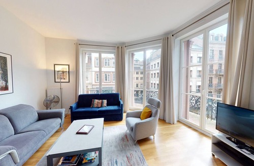 Historic Center Apartment | bleu mesange 90m2 city center 2br 2bth