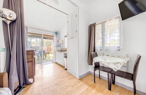 Hourtin Apartment | Bleu Nature – Bright Studio with Air Conditioning in Hourtin, Between Lake and Ocean