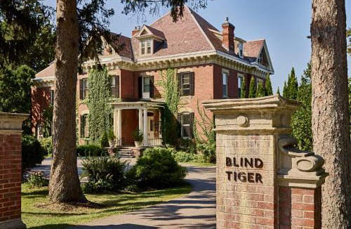 South End Hotel | Blind Tiger Burlington
