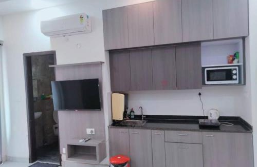 Noida Apartment | Bliss Chalets -Northeye Studio