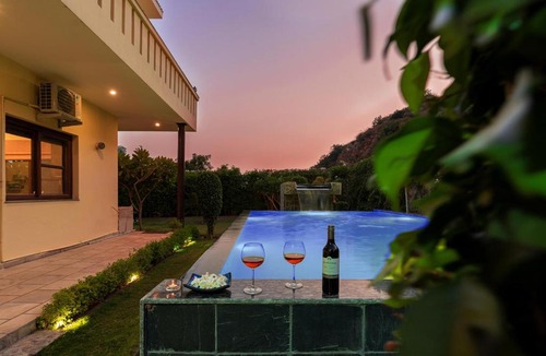 Gurugram Villa | Bliss In The Woods by VEO - Part of StayVista