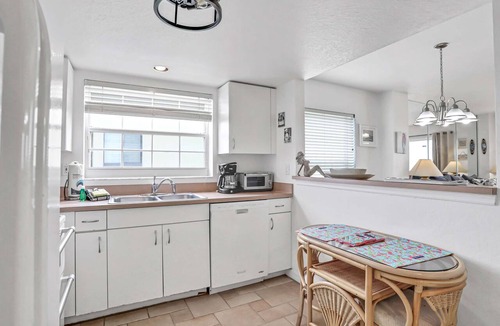 Independence Square Condo | Blissful condo with pool Gulf view balcony private WD and central AC