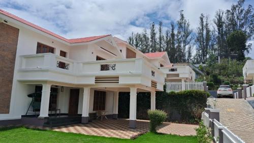 Fern Hill Bed & Breakfast | Blissfull Meadows