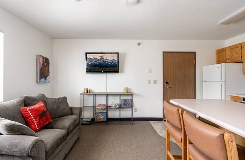 West Yellowstone Apartment | Blocks from Yellowstone Park Bison at Buffalo Jump