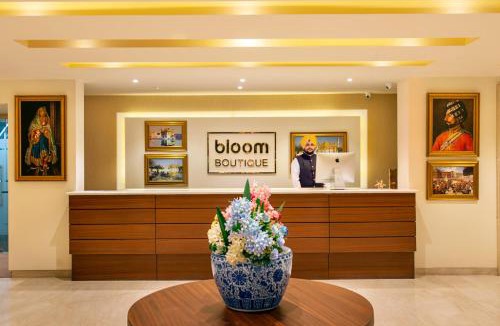 Ranjit Avenue Hotel | Bloom Boutique l Ranjit Avenue