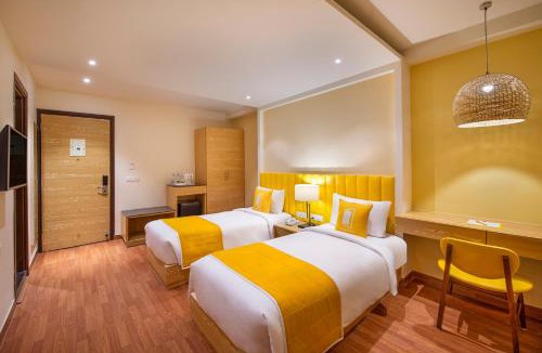 Ranjit Avenue Hotel | Bloom Boutique l Ranjit Avenue
