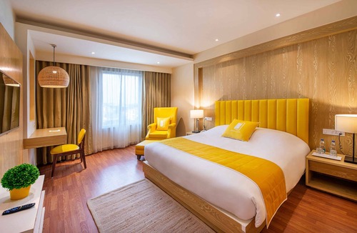 Ranjit Avenue Hotel | Bloom Boutique - Ranjit Avenue
