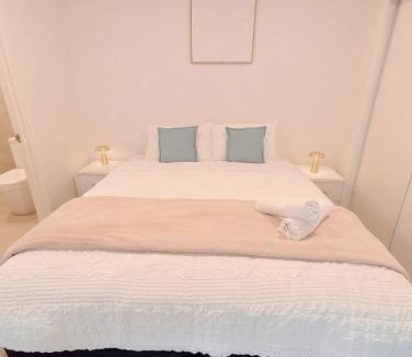 Kapiti Island Apartment | Bloom Central – Pool & Gym