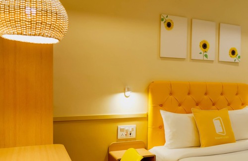 Worli Hotel | Bloom Hotel - Worli