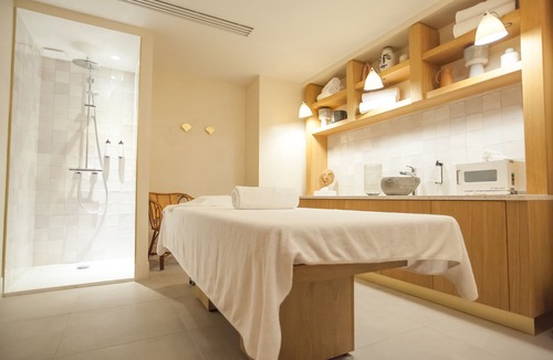 Saint-Vincent-de-Paul Hotel | Bloom House Hotel & SPA