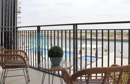 Al Wahdah Apartment | Bloomfields 1BR Canal View in Water's Edge