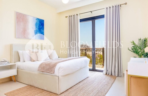 Abu Dhabi Apartment | Bloomfields 1BR St Regis in Saadiyat