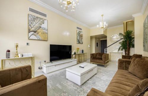 Al Kubus Apartment | Bloomfields 2BR+Maid in Mina Fajer - Fujairah