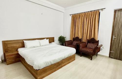 Gurugram House | Blooming Inn