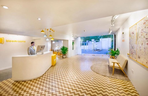Connaught Place Hotel | bloomrooms @ Janpath