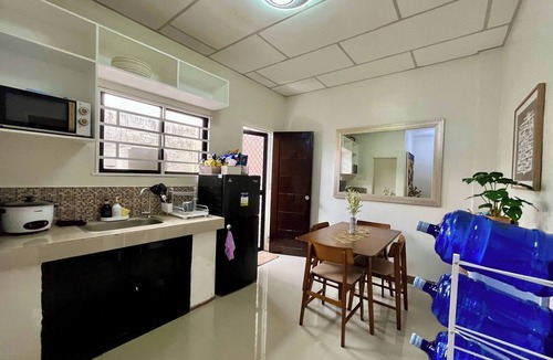 General Santos House | Bloomstone - 2BR Family Suite in Gensan