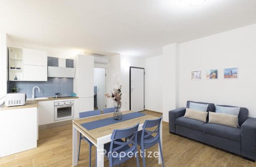 Monserrato Apartment | Blu Appartamento Moderno