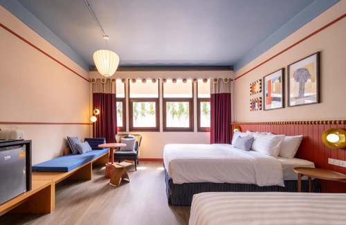 Bang Rak Hotel | Blu Dock Restel Bangkok