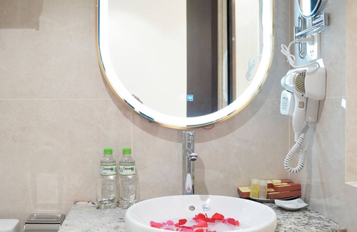 My Đinh Hotel | Blubiz Hotel 9
