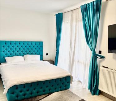 Bistrita Apartment | Blue Apartment with Free Parking&Self Check-in
