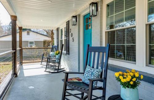 Swannanoa House | Blue Bamboo Escape