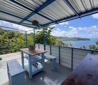 Atkinson House | Blue Bay Coffee Farm Stay