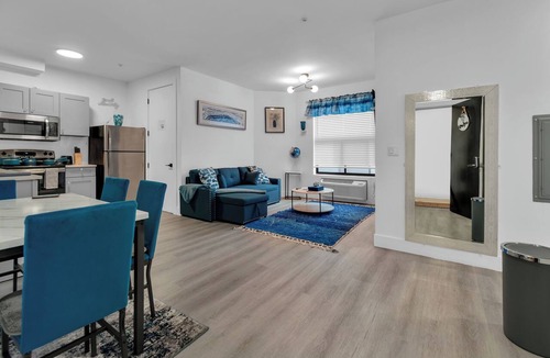 Elizabeth Apartment | Blue Bliss 2BR 2BTH with Indoor Pool, FREE Parking, Near NYC & EWR Airport