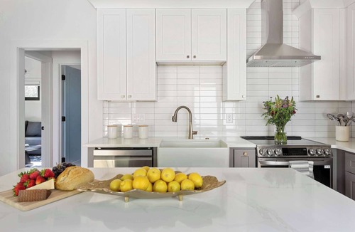 East Atlanta Apartment | Blue Burrow
