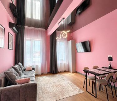 Constanta Apartment | Blue Central Apartment - Neversea Beach - Old Town