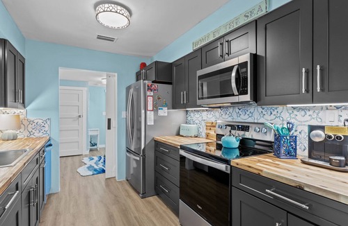 Cedar Key House | Blue Chair - Waterfront Dock w/Golf Cart Included