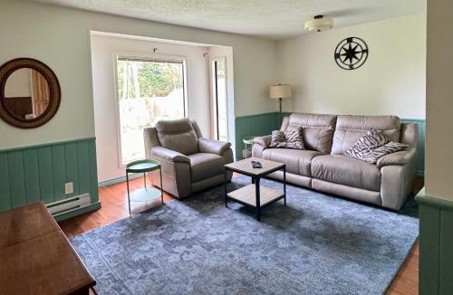 Tofino Apartment | Blue Cypress