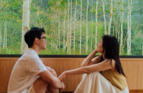 Bo Trach Resort | Blue Diamond Retreat
