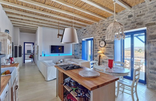 Paros Villa | Blue &Green in the Luxury villa with WiFi and AC on Paros Archilohos Tsoukalia