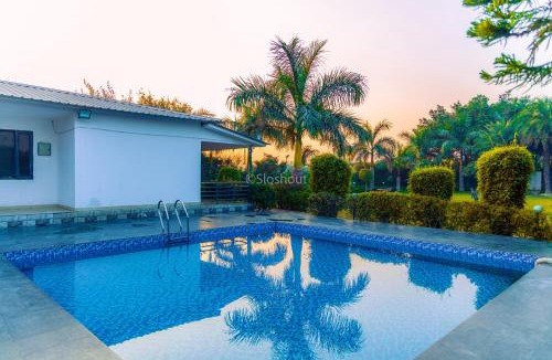 Noida Villa | Blue heaven by as luxe