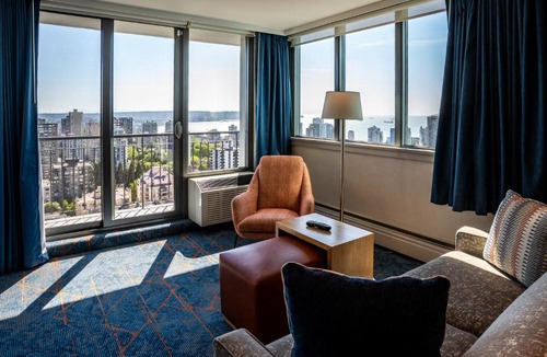 Downtown Vancouver Hotel | Blue Horizon Hotel
