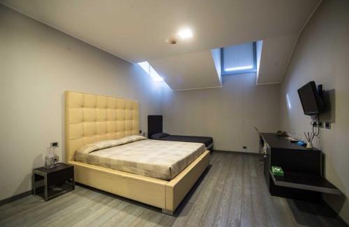 Suzzara Hotel | Blue Hotel