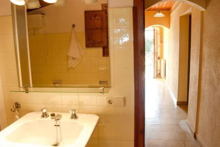 El Vilar d'Urtx Apartment | Blue House