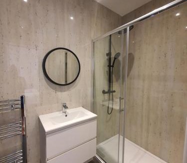 Edgware Apartment | Blue house