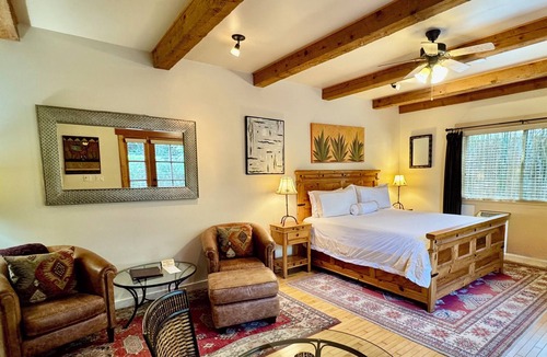 Mira Monte Hotel | Blue Iguana Inn