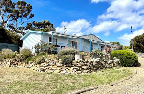 American River House | Blue Lagoon