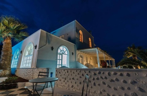 Perivolos Apartment | Blue Life hotel
