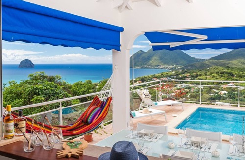 Le Diamant Villa | Blue Line