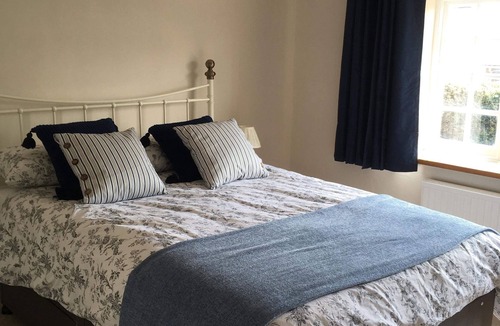 Lewdown Hotel | Blue Lion Inn