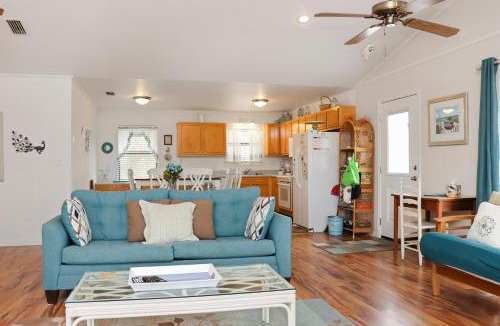 Cape San Blas House | Blue Moon Cottage by Pristine Properties Vacation Rentals