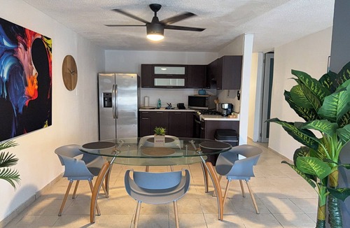 Trujillo Bajo House | Blue Moon!