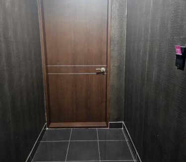 Yeongdo Hotel | Blue Motel