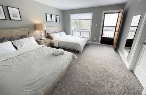 The Blue Mountains Cottage | Blue Mountain Cottage. Please DM for monthly discount.
