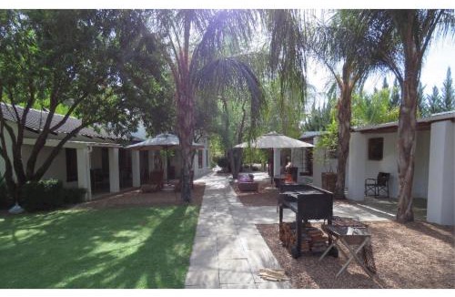 Clanwilliam House | Blue Mountain View Cottages