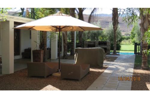 Clanwilliam House | Blue Mountain View Cottages