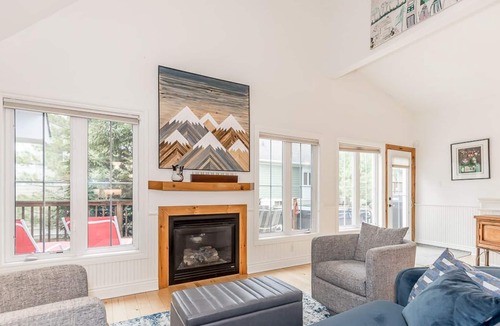 Craigleith Ski Chalet | Blue Mountains Alpine Ski Club in the heart of Craigleith